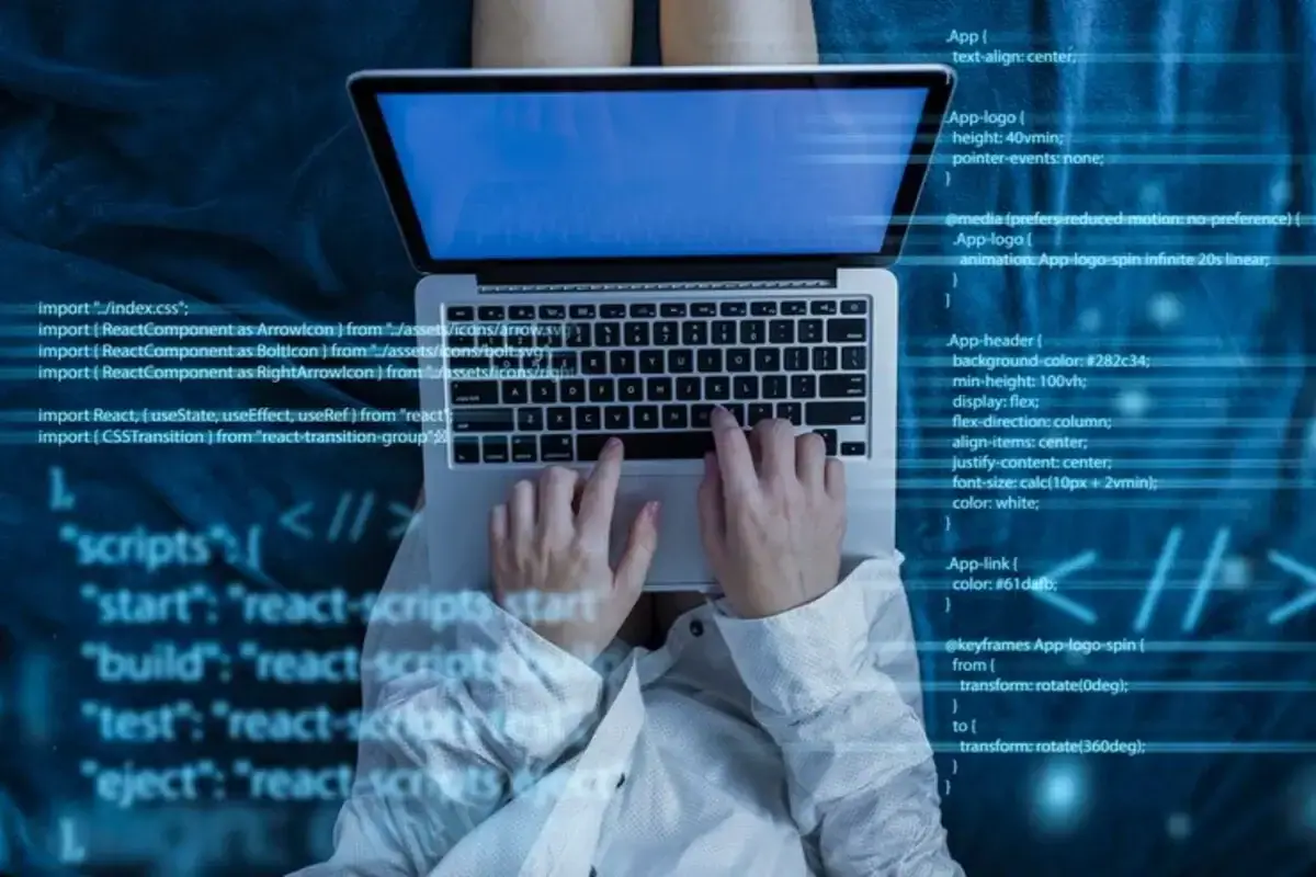 ilustrasi programmer merlakukan coding dengan Git