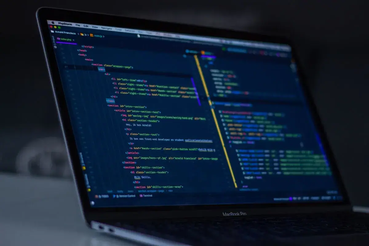 debugging yang terjadi pada perangkat di sebuah laptop