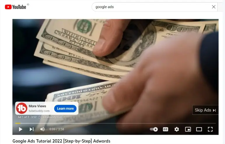 Tampilan iklan yang tayang pada laman website 