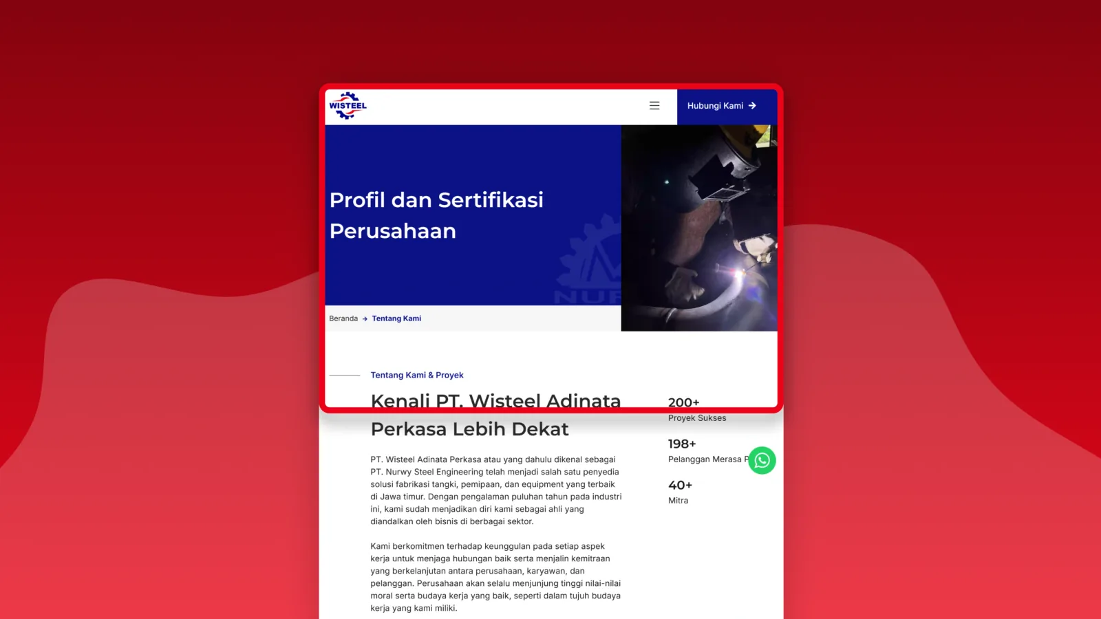 Halaman profil dan sertifikasi perusahaan dengan hero bergambar pekerjaan pengelasan, remah roti, dan tiga angka rekam jejak di sisi kanan teks